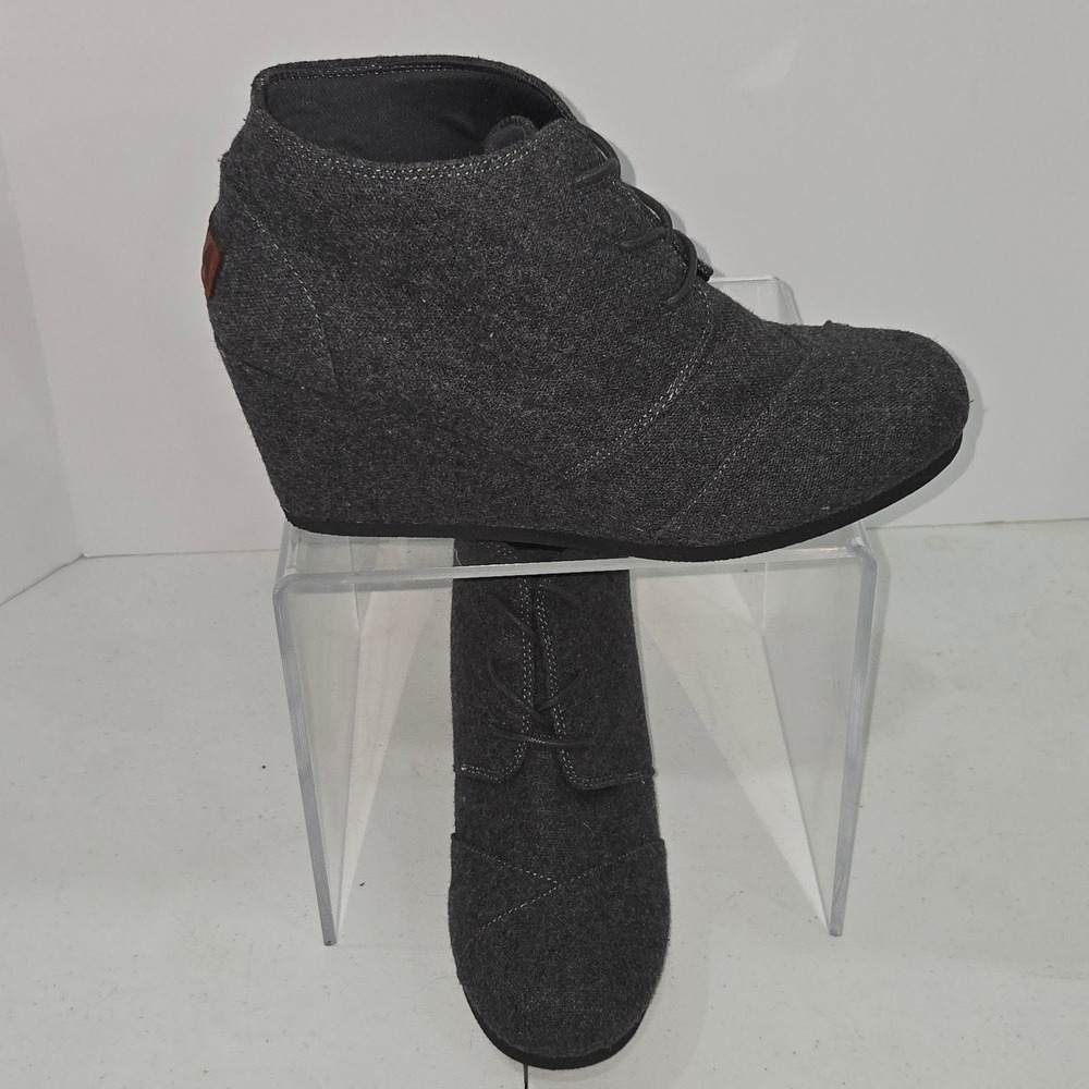 G&M Sonja Womens 10M Grey Fabric Wedge Booties Lace Up Chukka Ankle Boots 751278